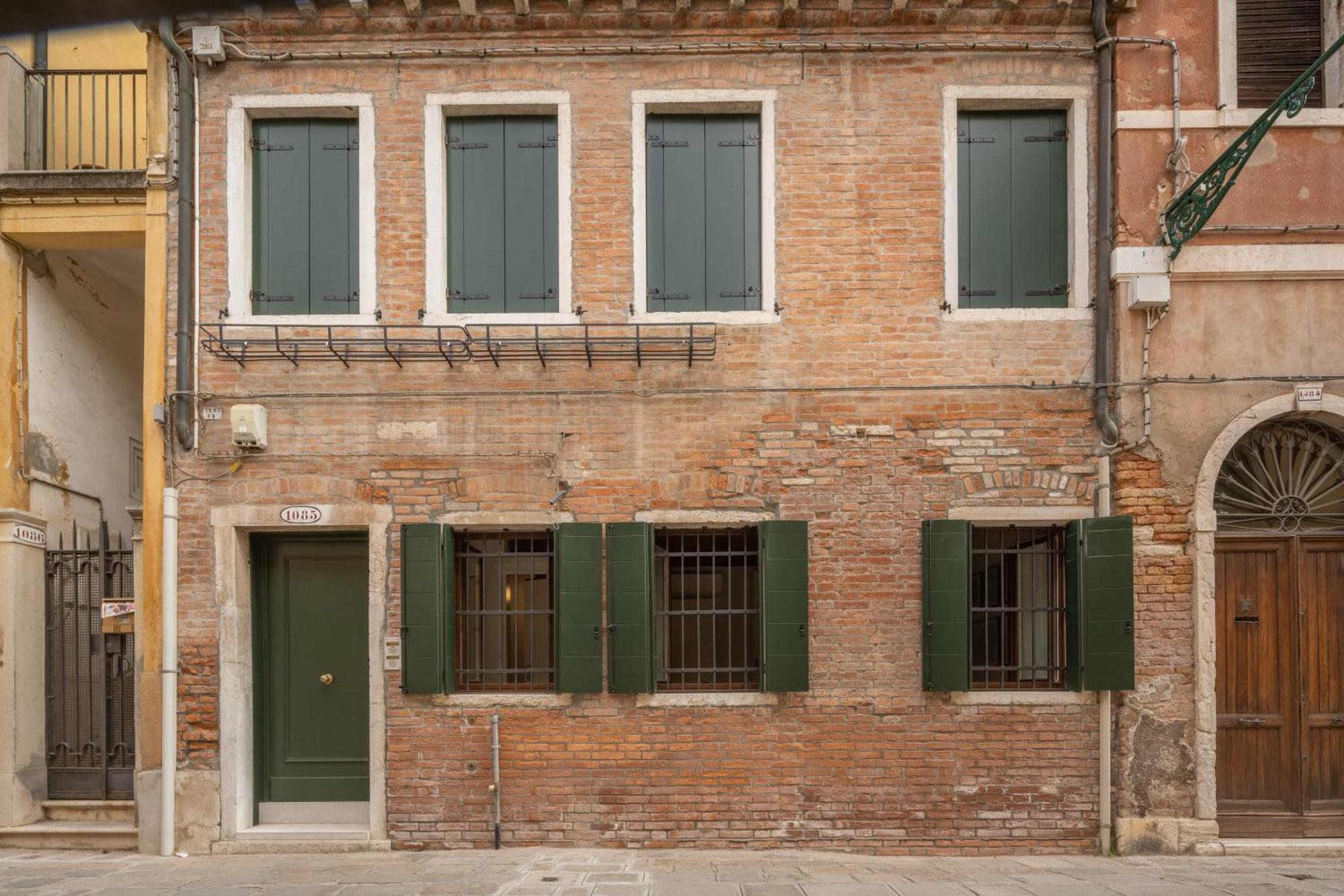 Apartamento San Giacomo Dall'orio Garden R&r Venecia